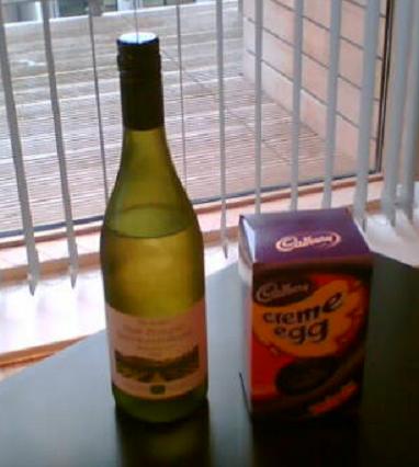 Wine Society NZ Savignon Blanc and an Easter egg (for some reason)