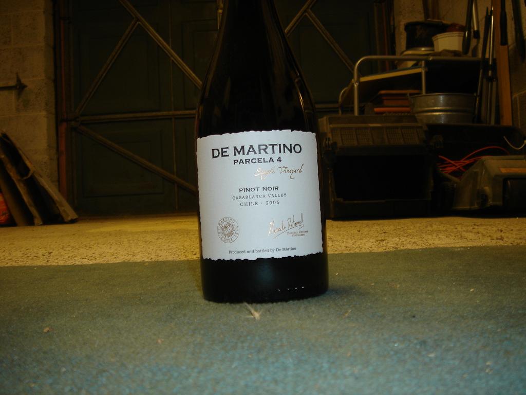 Dean Martin did you say?  Oh De Martino - well they are both drunkâ€¦
